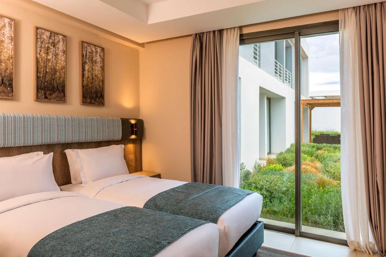 Radisson Blu Residences Αλ Χοσέιμα Εξωτερικό φωτογραφία