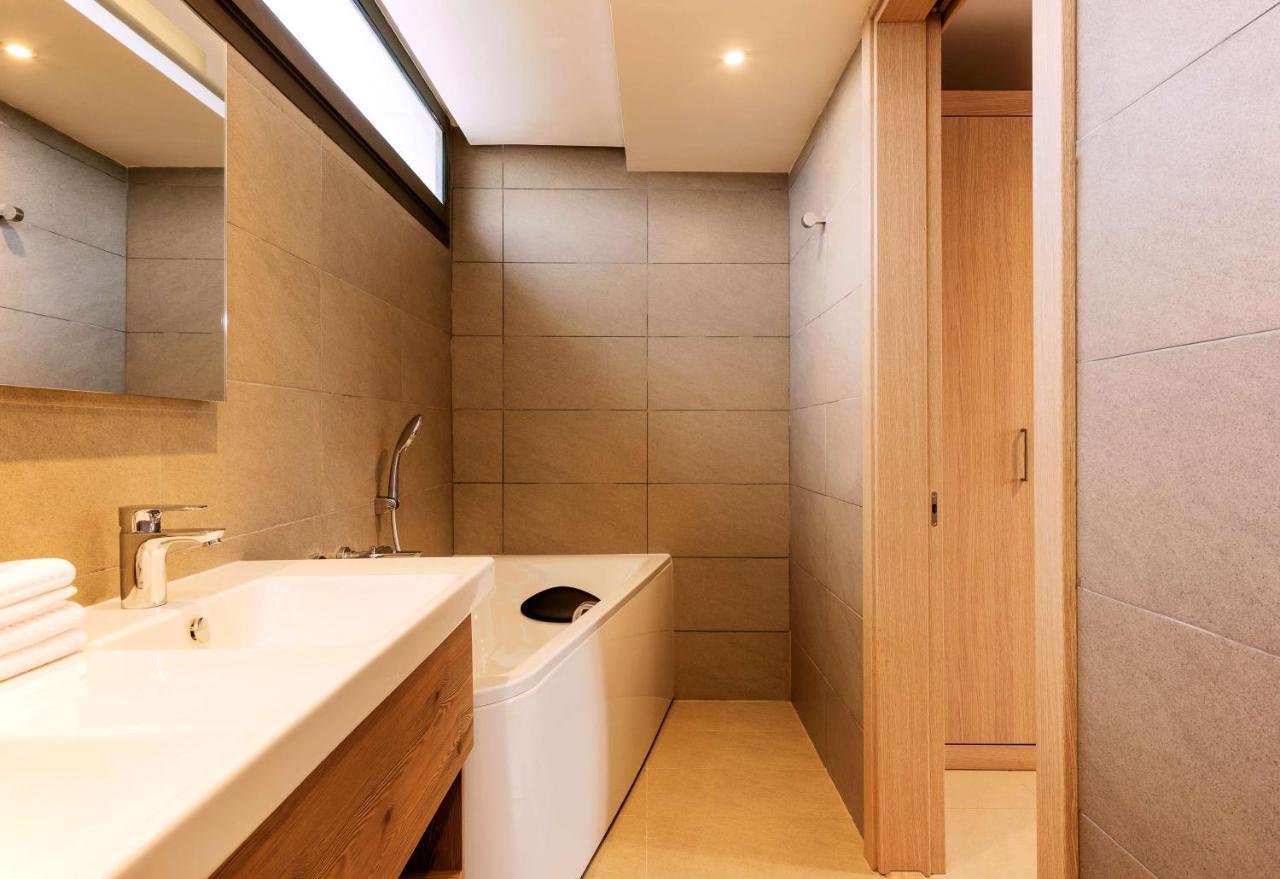 Radisson Blu Residences Αλ Χοσέιμα Εξωτερικό φωτογραφία