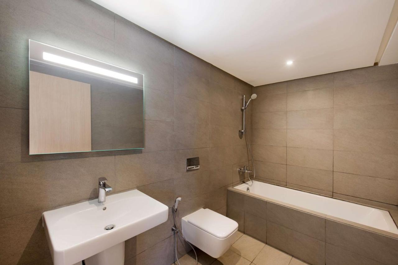 Radisson Blu Residences Αλ Χοσέιμα Εξωτερικό φωτογραφία
