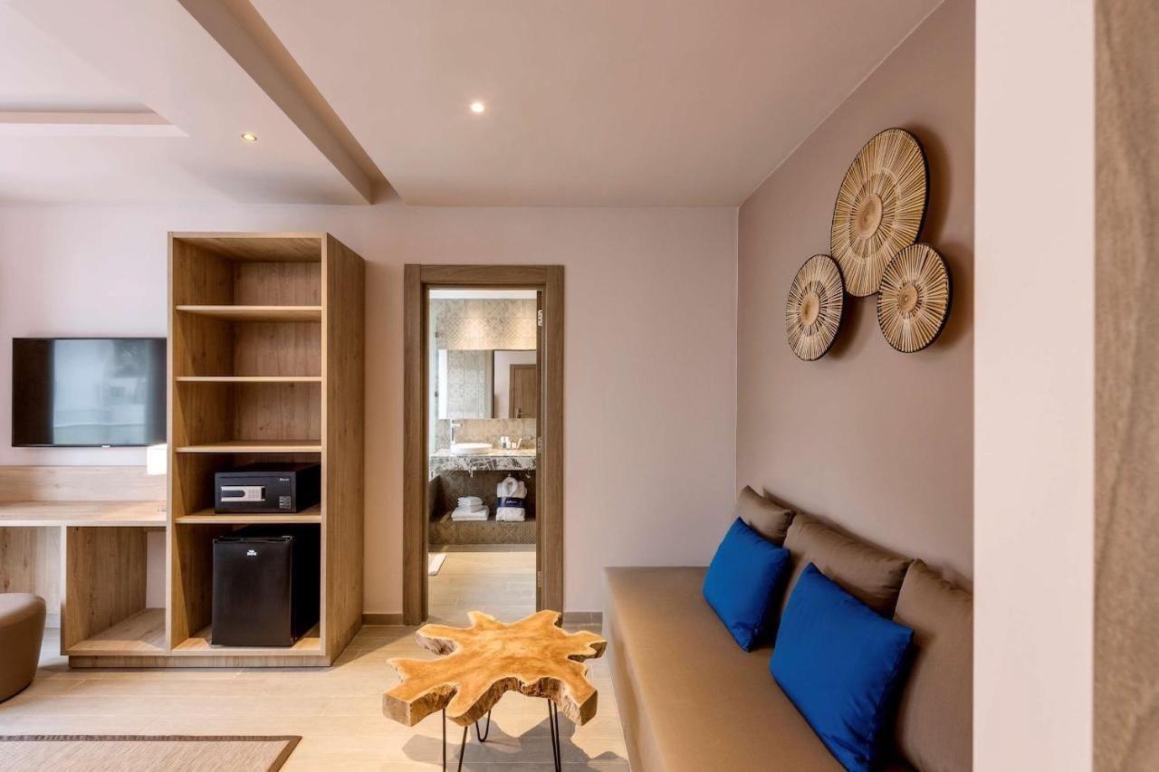 Radisson Blu Residences Αλ Χοσέιμα Εξωτερικό φωτογραφία